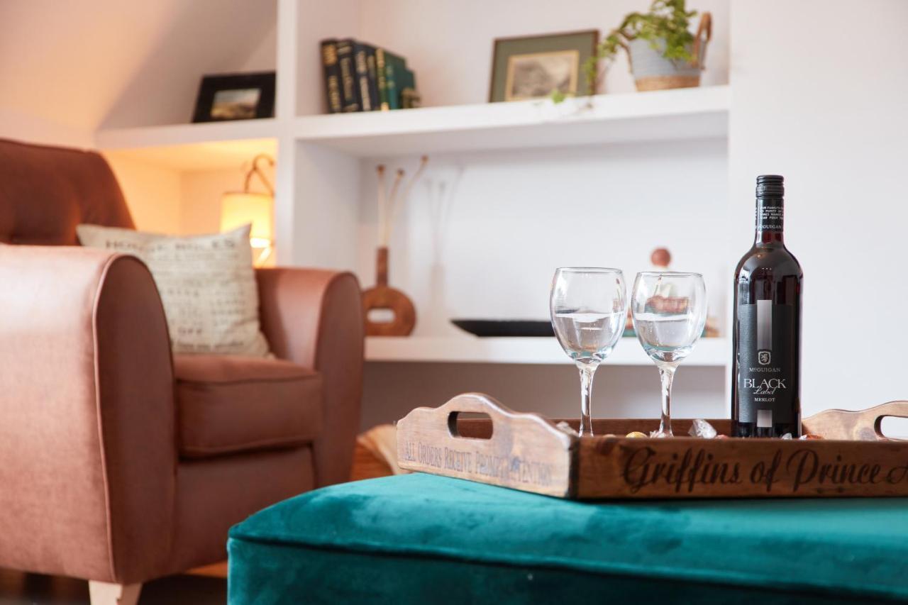 Finest Retreats - Olde Englishe Apt 4 マトロック エクステリア 写真